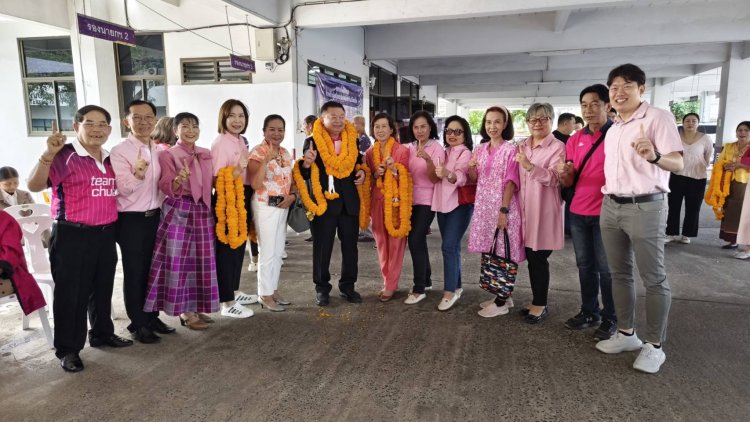 ดร.ฉัฐมงคล แชมป์เก่า นำทีมมิตรประชา ลงสมัครชิง “นายกเล็กเมืองศรีสะเกษ” ท่ามกลางกองเชียร์มาให้กำลังใจคึกคัก