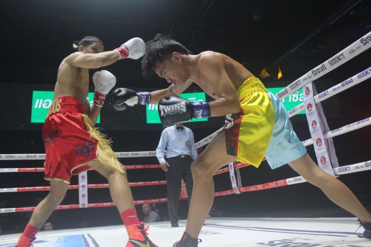 แชมป์ยังอยู!!! "อานนท์" รักษาเข็มขัด "ซูเปอร์เฟเธอร์เวท" ไล่ต้อน "ปินส์" สุดมันส์