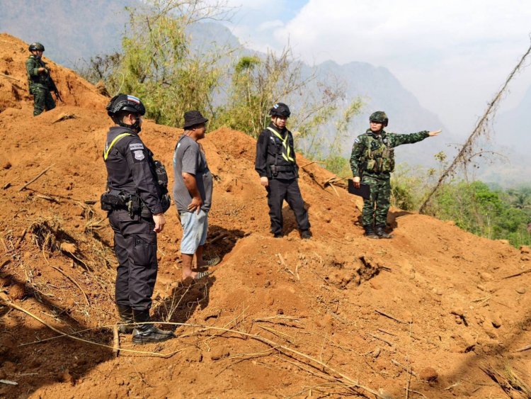 ผบ.ฉก.ราชมนู ลงพื้นที่เร่งรัดตั้งฐานปฏิบัติการ ที่ อ.ท่าสองยาง