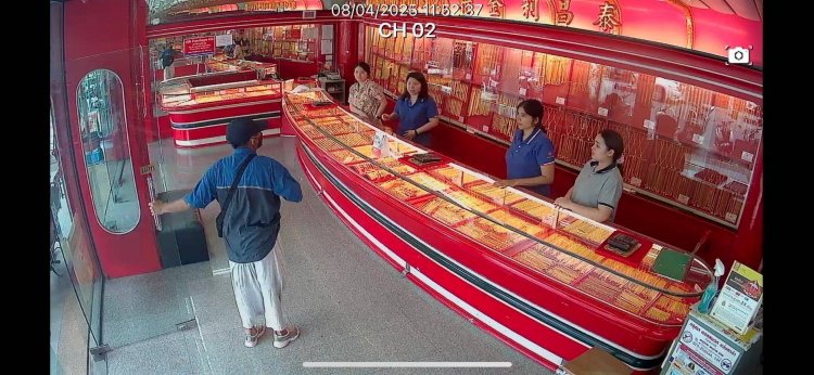 คนร้ายบุกเดี่ยวชิงทองร้านดังกลางเมืองหาดใหญ่ กวาดกว่า 138 บาท ก่อนซิ่งจยย.หนี