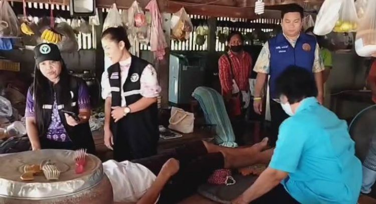 พม.อุทัยธานีพร้อมฝ่ายปกครองอำเภอทัพทันลงพื้นทีตรวจเยี่ยมแม่ถูกลูกทำร้ายร่างกาย