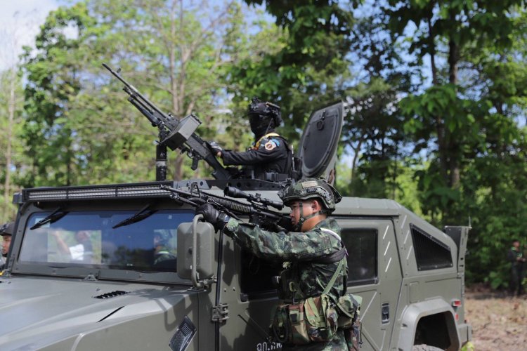 ทหารราชมนูตรึงกำลังเข้ม เมียนมาสู้รบเดือด ทะลักหนีตายเข้าไทย