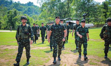 ผบ.ทบ. ตรวจเยี่ยมฐานปฏิบัติการ ตามแนวชายแดนไทย –เมียนมา ของ ฉก.ราชมนู กองกำลังนเรศวร