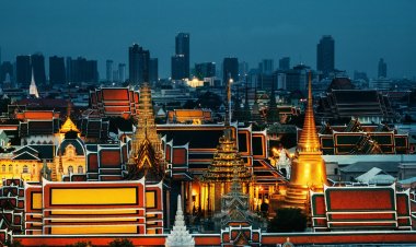 ศิลปะระดับโลกใจกลางกรุงเทพฯ! KAWS:HOLIDAY THAILAND เริ่มแล้วที่สนามหลวง