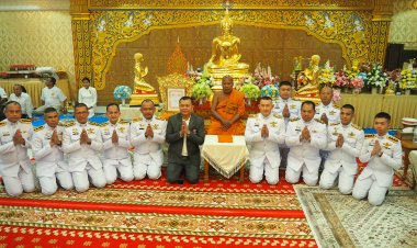 ในหลวงโปรดเกล้าฯ ให้องคมนตรี เชิญสัญญาบัตรพัดยศและผ้าไตร ไปถวายแด่พระภิกษุ ที่ทรงตั้งสมณศักดิ์ เป็นพระราชาคณะชั้นสามัญ