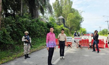 รองผู้ว่าฯ นราธิวาส ลงพื้นที่ตรวจจุดเกิดเหตุกราดยิง สภ.จะแนะ เร่งฟื้นฟู-เยียวยาผู้เสียหาย