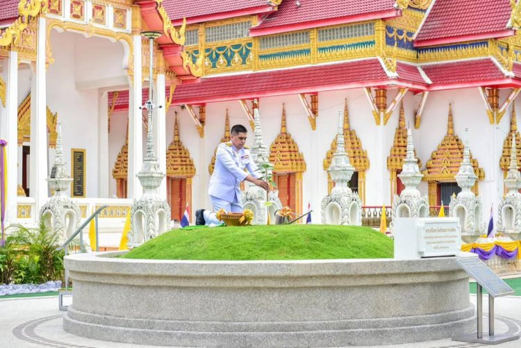 ศรีสะเกษประกอบพิธีปลูกต้นพระศรีมหาโพธิทศมราชบพิตร เนื่องในวันวิสาขบูชา