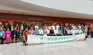 นักเขียน-กวี -ล่าม จากไทยร่วมงาน The 2nd Journey of ASEAN young writers in China