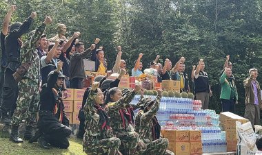 กลุ่มพลังมวลชนนำสิ่งของอุปโภคบริโภคมอบให้กับกองร้อย ทพ.2609ที่รักษาพรมแดน ตามแนวชายแดน - กัมพูชา