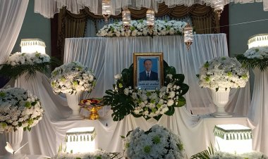 สั่งลาก่อนตาย!พ่อเฒ่าวัย 83 ปีขอให้เปิดเพลงที่ชอบให้ฟังทั้งเช้าและค่ำจนวันเผา