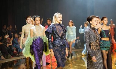 SILQ: ATELIER THAILAND ร่วมกับ ICONCRAFT เปิดแฟชั่นโชว์ “THE SILQ REIMAGINATION”ยิ่งใหญ่ยกระดับผ้าไทยสู่เวทีโลก