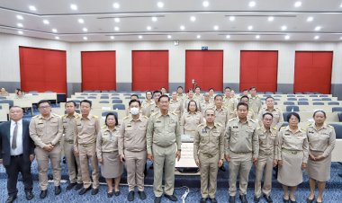 ผู้ว่าฯปทุมธานีเปิดประชุมสภาเทศบาลเมืองบางกระดีพร้อมเลือกประธานสภา