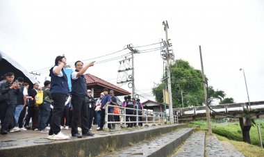 “อนุทิน” นำคณะ ติดตามโครงการป้องกันน้ำท่วม จ.อุบลราชธานี เข้มข้อกฎหมาย จัดการสิ่งกีดขวางทางน้ำ