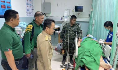 หนุ่มคลั่งยาไล่ฟันเจ้าหน้าที่ธนาคารฯหัวแบะ ถูกหามส่งรพ.ขุนหาญเจ็บโคม่า