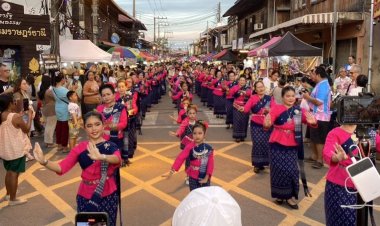 แวะชมตะวันตกดินริมโขง แวะถิ่น “เขมราฐ” ชมถนนสายวัฒนธรรมของดีเมืองอุบล