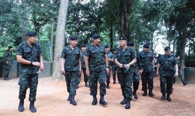 ผบ.ทบ.-แม่ทัพภาค 2 ลงพื้นที่ให้กำลังใจกำลังพลปฏิบัติงานตามแนวชายแดนไทย-กัมพูชา