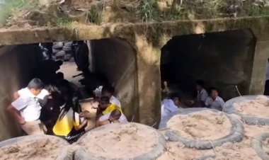 กำนันขุนหาญนำคนชายแดนฝึกซ้อมวิ่งเข้าหลุมหลบภัยหนีกระสุนปืน