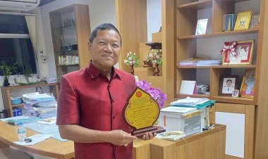 บันทึกจาก อตีดนายทหารกล้า กอ.รมน ศรีสะเกษ ทำความดีที่ได้รับรางวัลเชิดชูเกียรติจากคณะสงฆ์ศรีศรีสะเกษ