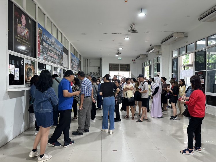 แรงงานไทยในมาเลฯแห่เดินทางฉลอง ‘วันฮารีรายออีดิ้ลอัฎฮา’ แน่นด่านเบตง
