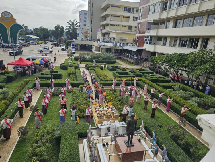 กว่า 100 ชีวิตรำบวงสรวงรำลึกบุญคุณเจ้าพระยาอภัยภูเบศร