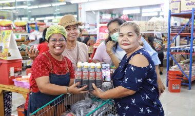 ปังจริงๆร้านพี่ญาคนรุม คลอง3ปทุมฯ คนแห่นำบิลซื้อของแลกน้ำปลาร้าจ่าวิรัชฟรี