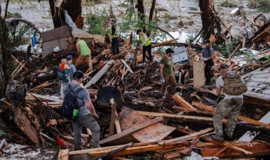 ฝนถล่มรัฐเท็กซัสน้ำท่วมฉับพลันยอดผู้เสียชีวิตพุ่ง 100 ศพ