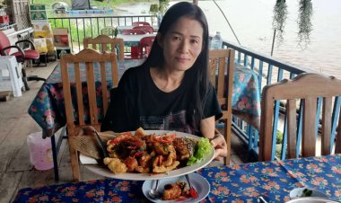 อร่อยถูกปาก รสชาติโดนใจ วิวหลักล้าน@ร้านเรือนแพเกาะเทโพ