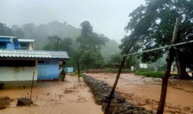 น่านวิกฤติ!ฝนถล่ม 'เวียงสา'ท่วมฉับพลัน สะพานขาด-ไฟดับ