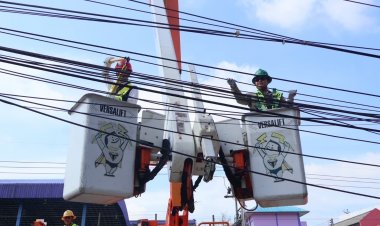 นราธิวาสลุยจัดระเบียบสายสื่อสารและอุปกรณ์สื่อสารยกระดับความปลอดภัยประชาชน