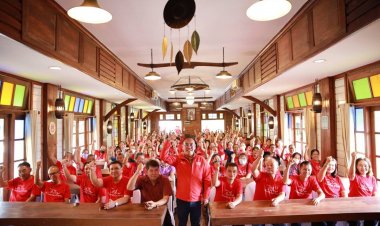 พรรคเพื่อไทยตากประชุมตั้งตัวแทนขับเคลื่อนนโยบาย มุ่งสู่การเตรียมพร้อมเลือกตั้ง