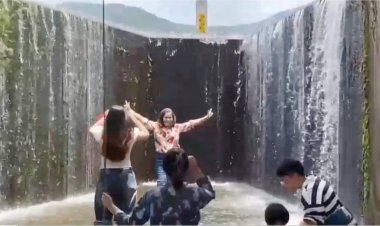 แห่เที่ยวฝายน้ำล้นปางสวรรค์ สัมผัสม่านน้ำสวยงามสูดโอโซนธรรมชาติ