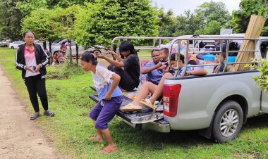 ชาวบ้านศรีสะเกษหงุดหงิดถูกไล่กลับไปกลับมา รายชื่อหมู่บ้านไม่อยู่ในแผนอพยพ