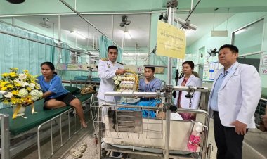 ในหลวง พระราชทานดอกไม้และตะกร้าสิ่งของพระราชทานเหยื่อสู้รบไทย-กัมพูชา