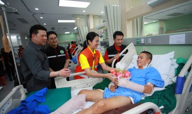 "ธีรรัตน์"รมช.มหาดไทย ตรวจความพร้อมรพ.สนาม ฝูงบิน 466 น่านรองรับผู้ป่วยฉุกเฉิน