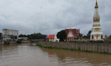 มุกดาหารแจ้งเตือนปชช.ยกสิ่งของไว้ที่สูง แม่น้ำโขงเสี่ยงล้นตลิ่งท่วมฉับพลัน