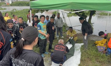 กู้ภัยงมหาร่างคนหาปลาครึ่งวันไม่พบตัดสินใจยกมือขอขมาก่อนโยนเหรียญซื้อที่สุดท้ายเจอร่าง จมก้นคลอง