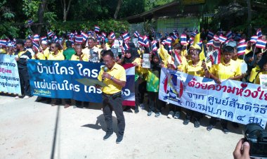 ชาวนราธิวาสรวมพลังส่งกำลังใจสู่นักรบแนวหน้าปกป้องแผ่นดินไทยยิ่งชีพ