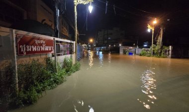 ฝนถล่ม-แม่น้ำเมยเอ่อล้นตลิ่งทะลักท่วมเทศบาลนครแม่สอด
