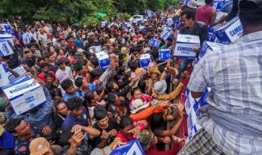 สื่อนอกเผยชาวกัมพูชาเริ่มกลัวอดตาย'ไม่มีบ้าน-ไม่มีงาน' หลังเดินทางกลับจากไทย