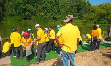 เทศบาลแม่ขรี “ปล่อยกุ้ง” ลงสู่ลำคลอง-ทะเลสาบ แหล่งทำกินชาวประมงพื้นบาน