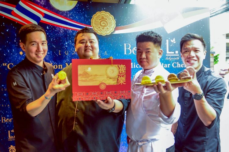 ขนมไหว้พระจันทร์ ‘รวมดารา’ 3 ดาวมิชลิน จาก Kyo Roll En“Collaboration Mooncake with 3 Michelin-Star Chefs” ผนึกกำลัง 3 เชฟมิชลินจากสิงคโปร์