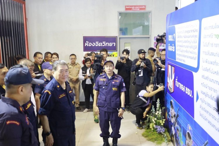 "ภูมิธรรม"กำชับผู้ว่าฯศรีสะเกษแก้ปัญหายาเสพติดในพื้นที่อย่างเป็นรูปธรรมภายใน 3 เดือน