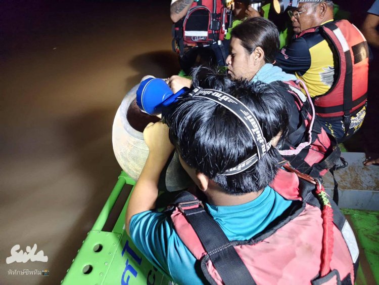 ทีมกู้ภัยพบศพแล้วคนหาปลาขับเรือชนกันบริเวณโค้งคุ้งแม่น้ำต้นน้ำปราจีนบุรี