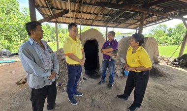 ชาวระยองเดินหน้าพัฒนาอาชีพเผาถ่าน หวังพลิกโฉมถ่านไม้สู่ถ่านรักษ์โลก