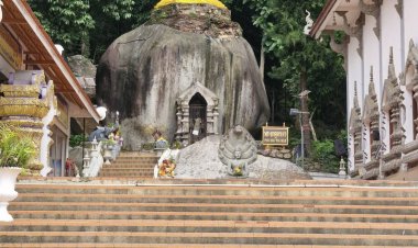 จันทร์4สิงหา วันดีทำมงคลได้ เหมาะเข้าหาผู้ใหญ่ รับตำแหน่งใหม่ เปิดร้าน สีม่วง ฟ้านำโชค
