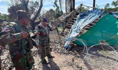 “กูยิงนะโว้ย” ทหารเขมรต้องรีบเผ่นขณะพยายามรื้อรั้วลวดหนาม"ช่องอานม้า"