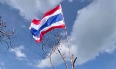 เปลี่ยนธงชาติไทยผืนใหม่ ใหญ่.! กว่าเดิม เด่นเป็นสง่า โบกสบัด บนยอดภูมะเขือ