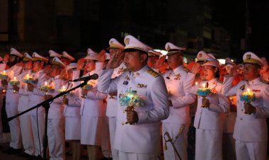ชาวอุทัยธานีพร้อมใจจุดเทียนถวายพระพรชัยมงคลพระพันปีหลวง