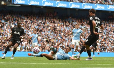 "ไก่"โชว์ฟอร์มดุ บุกไล่จิก"เรือใบ"2-0 คาถิ่นเอติฮัด ศีกพรีเมียร์ อังกฤษ