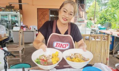 ‘ครัวแม่แหยม’ อุตรดิตถ์ เตี๋ยวโบราณ-หมูกรอบชิ้นยักษ์ ต้นตำหรับเมืองลับแล